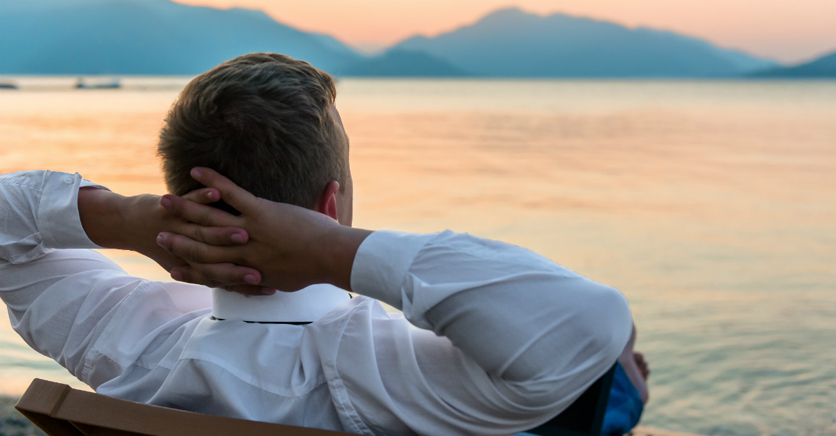 Traveling during the holidays can be stressful. These tips can make it a little easier