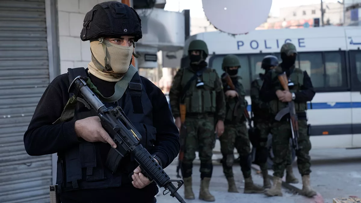 Why Palestinian forces are cracking down on Palestinian militants in the occupied West Bank