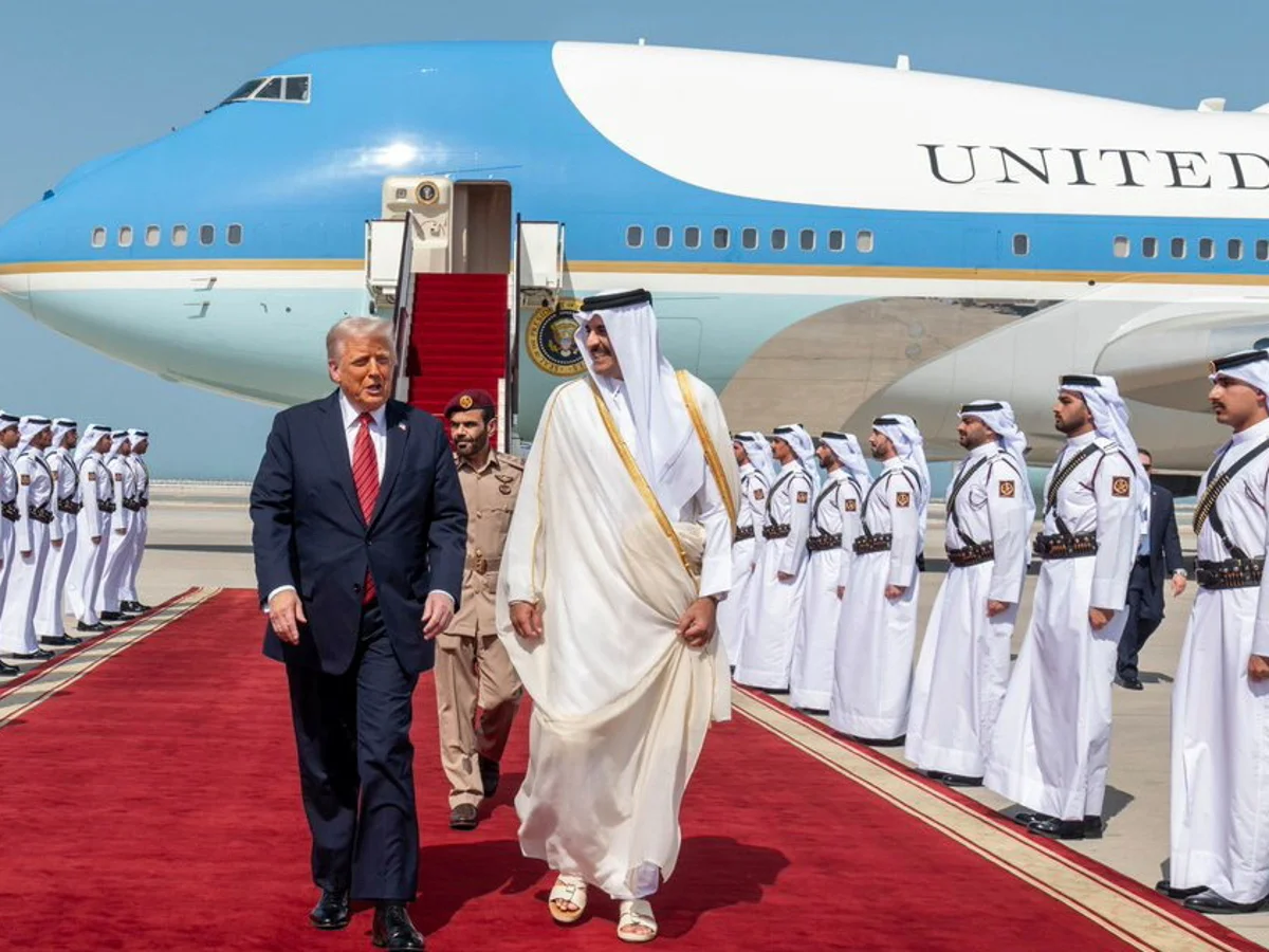 Trump news at a glance: President shrugs off Qatar jet fury, announces bn Boeing deal